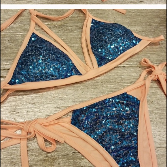 💙Stunning Sequin Bikini💙 NWT - Size M - Picture 3 of 3